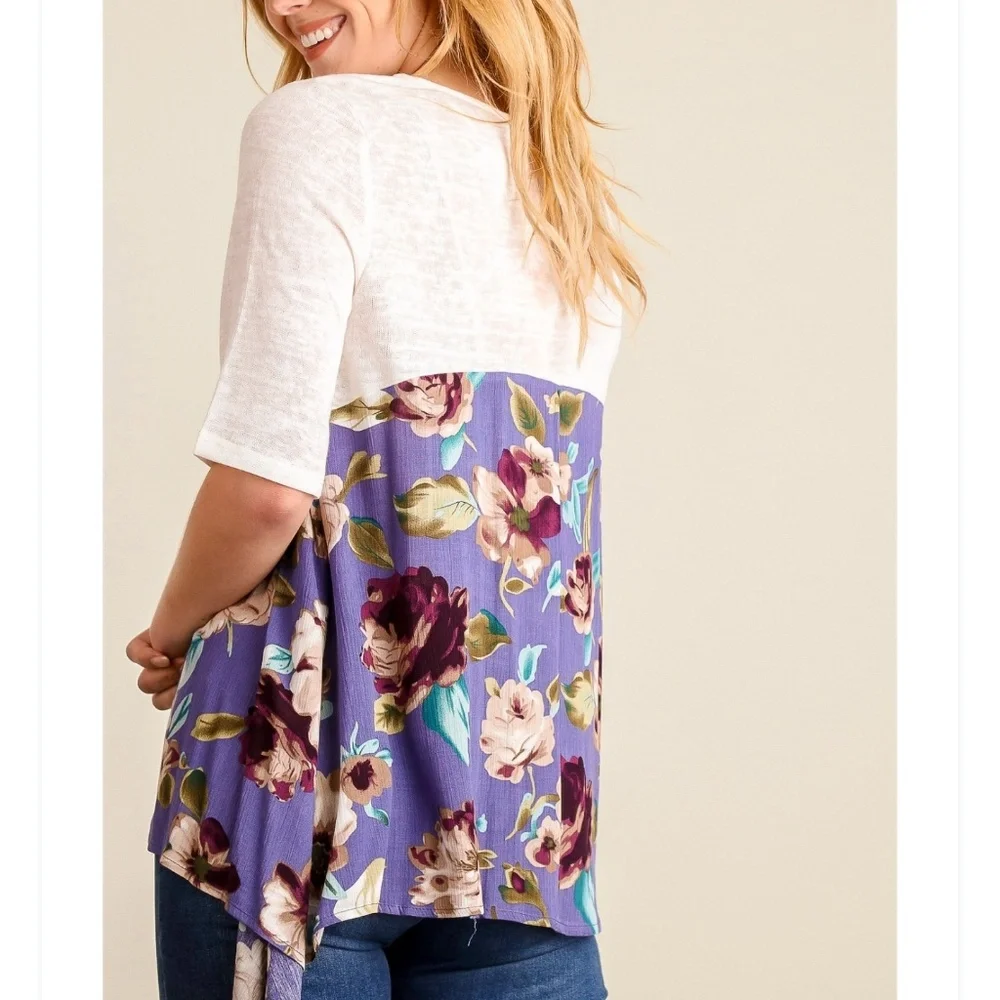 BEAUTIFUL PURPLE/IVORY FLORAL TOP, L, runs small. Matches pink/ivory floral - Picture 3 of 8